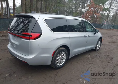 2024 Chrysler Pacifica Touring L z USA, uszkodzony, nr VIN 2C4RC1BG1RR165251